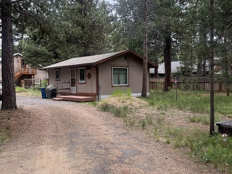 56363 Stellar Dr — Photo 2