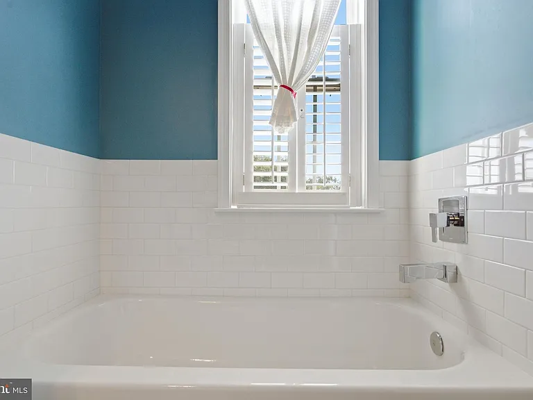 5504 Sacramento Mews Pl — Photo 26