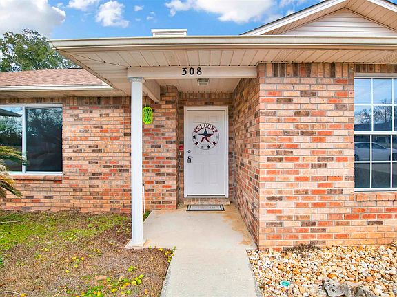 5th image of 308 Twisted Oak Dr
