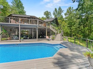 305 Raven Cliff Rd, Cleveland, SC 29635