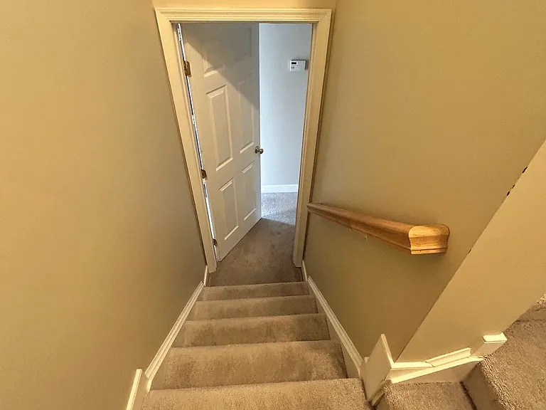 Stairs second to third floor/ from landing