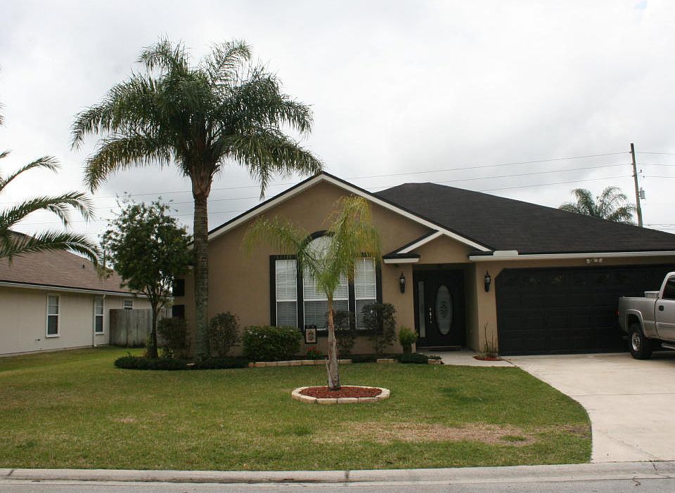 1st image of 209 Carolina Jasmine Ln