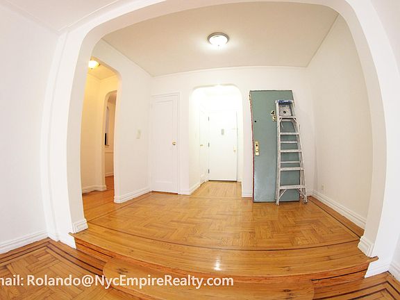 2nd image of 1200 College Ave #4G-2