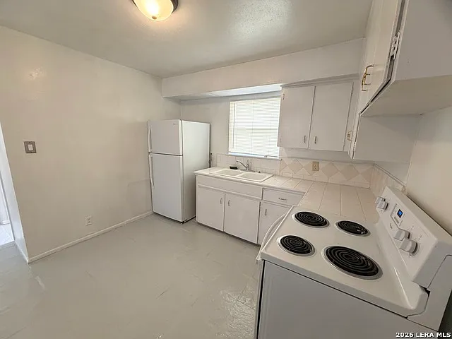 115 Victor St #1 — Photo 9