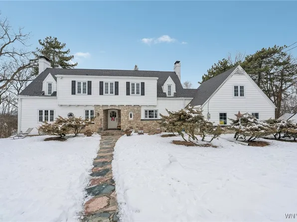 905 Ridge Rd, Lewiston, NY 14092