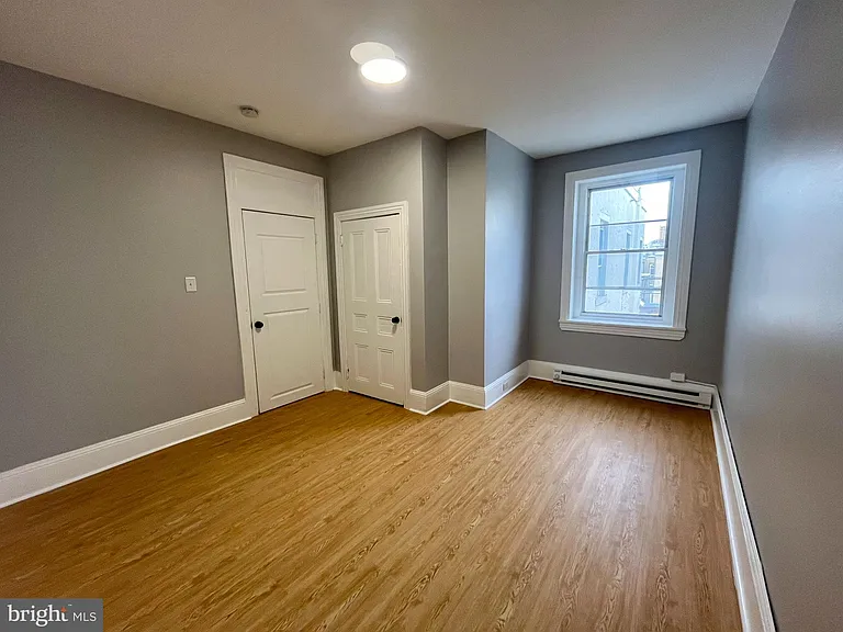 4417 Walnut St #3F — Photo 15