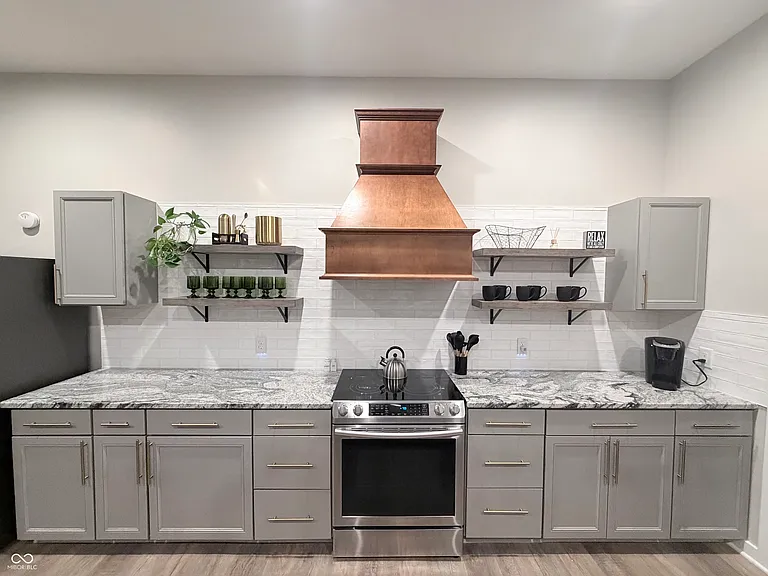 656 N Beville Ave — Photo 12