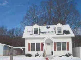 519 W Main St, Hartford, MI 49057