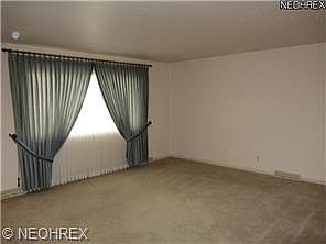 3rd image of 308 E 312th St