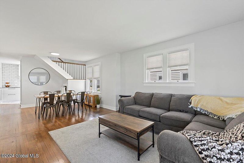 3rd image of 625 Charles Street