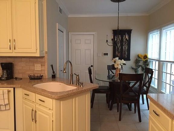 3rd image of 4716 N Oconnor Ct
