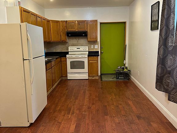 4th image of 1405 N Central Ave