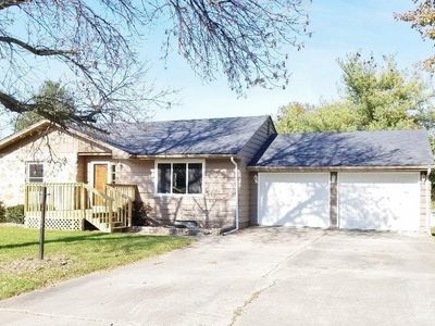 19 Edgeland Dr, Marshalltown, IA, 50158
