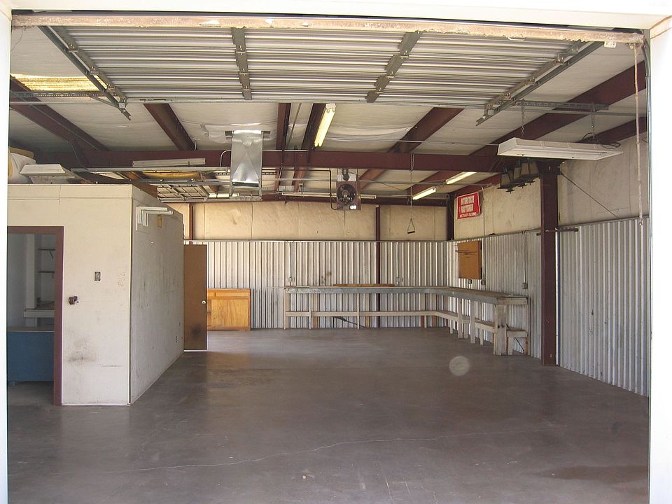 30X50 shop