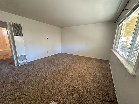 3rd image of 930 Paiute Ln APT 15