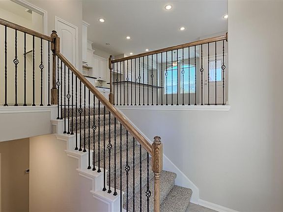 5th image of 12422 Chester Creek Cir