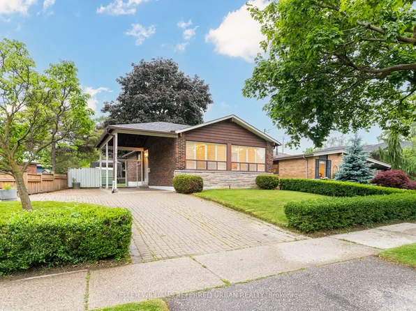 1636 Robillard Rd, Mississauga, ON L5J 3K9