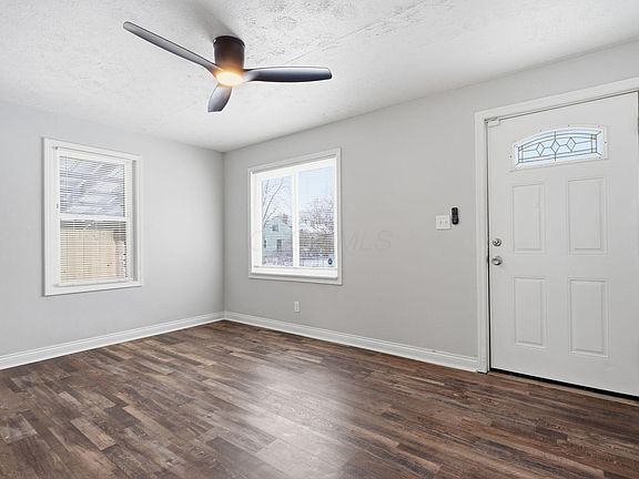 4th image of 1143 Loretta Ave
