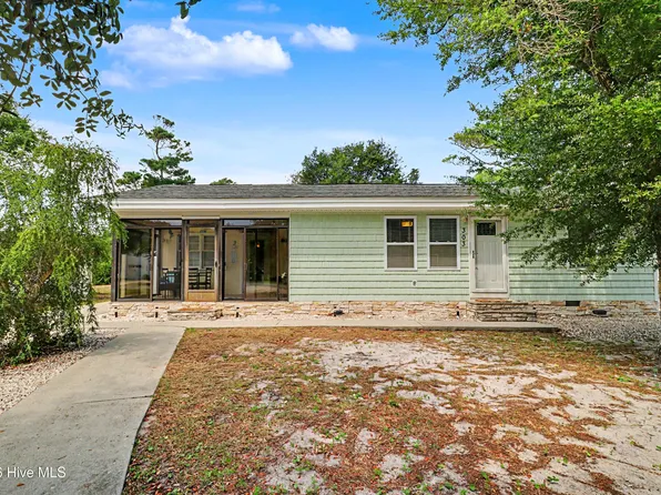 303 Keziah Street, Oak Island, NC 28465