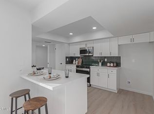 13614 N Hawthorn Dr, Sun City, AZ 85351