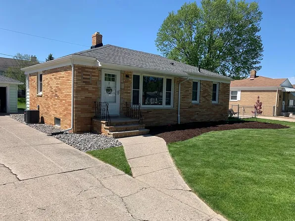 1950 Doovys St, Avon, OH 44011