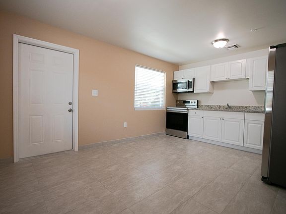 4th image of 2301 Liberty St #1