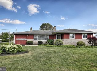 208 W McKinley Ave, Myerstown, PA 17067