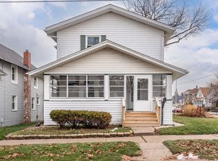 2334 5th St, Moline, IL 61265