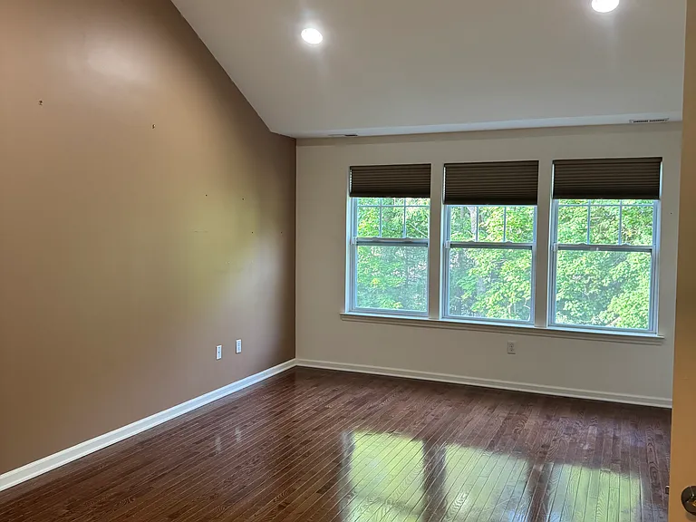 127 Meadow View Dr — Photo 19