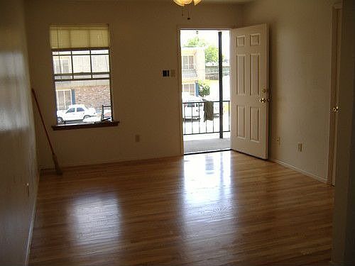 2nd image of 1601 Lake Ave APT H