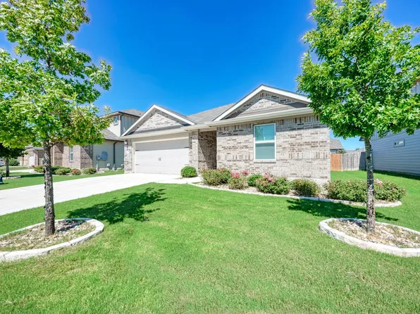 405 Windy Reed Rd, Hutto, TX 78634