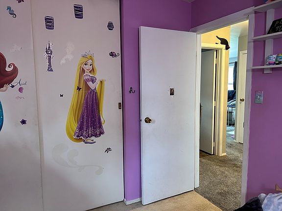 5th image of 31 Orchard Dr