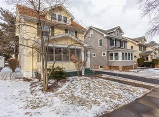 52 Colonial Rd, Rochester, NY 14609