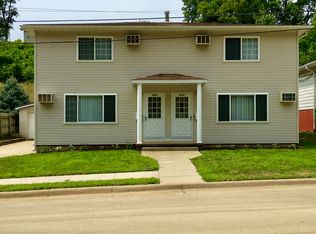 2660 Roosevelt St, Dubuque, IA 52001