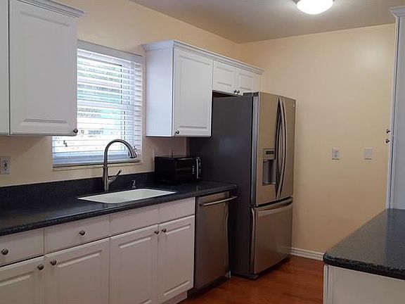 5th image of 3619 S Belcher Dr