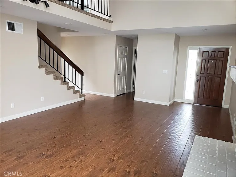 360 Calle Marseille — Photo 15