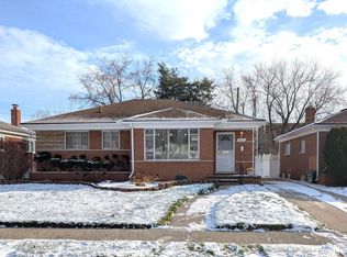 19372 Winthrop St, Detroit, MI 48235