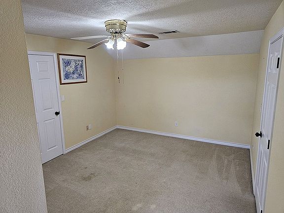 4th image of 107 Lakewood Dr