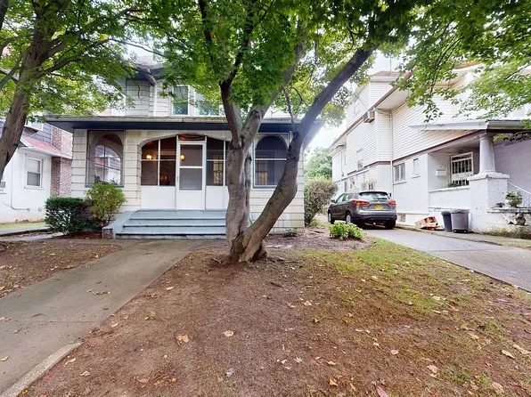 1351 E 24th St, Brooklyn, NY 11210
