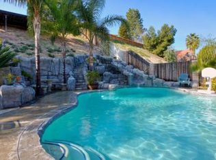 6594 Foxhill Ct, Riverside, CA 92509