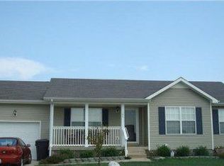 104 Josephines Ct, Oak Grove, KY 42262