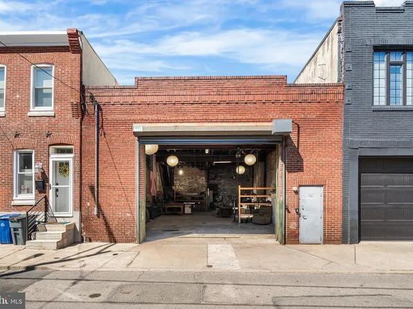 519-21 Emily St, Philadelphia, PA 19148