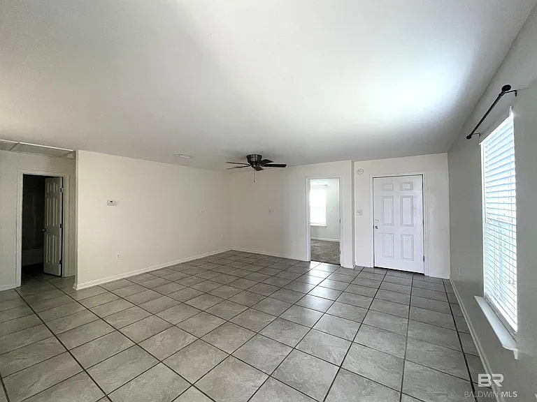 15142 Marem Dr — Photo 12