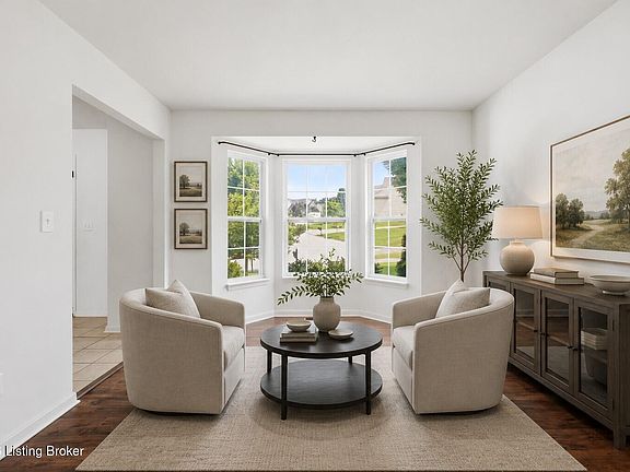 3rd image of 203 Brookfield Hills Ct