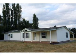 34215 E Columbia Ave, Scappoose, OR 97056