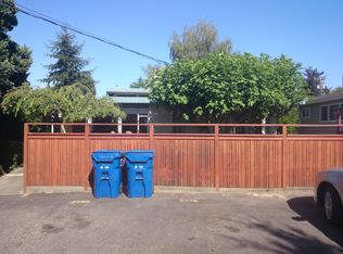 2352 49th Ave SW, Seattle, WA 98116