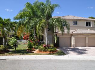 3938 Hawks Ct, Weston, FL 33331