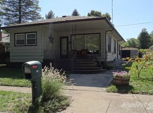 135 Bluff St, Oglesby, IL 61348