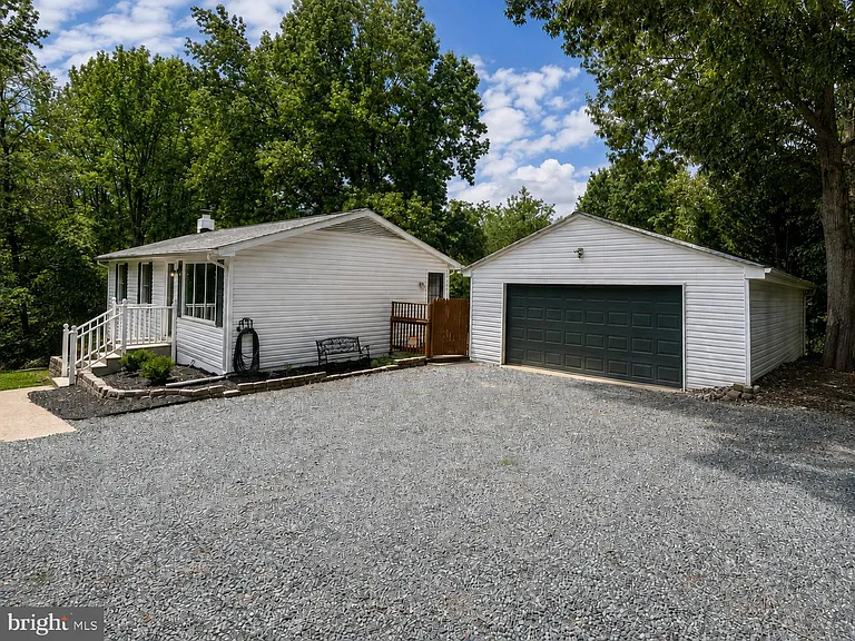 31 Hamn Ln — Photo 3