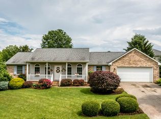 1215 Quince Dr, Harrisonburg, VA 22801